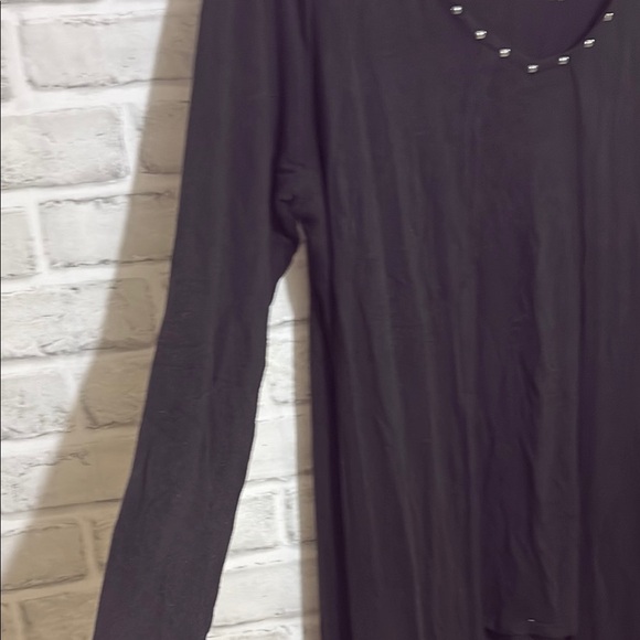 Love & legend Long sleeve top with Studded Neckline, built in drape cardigan 1x - Picture 3 of 10